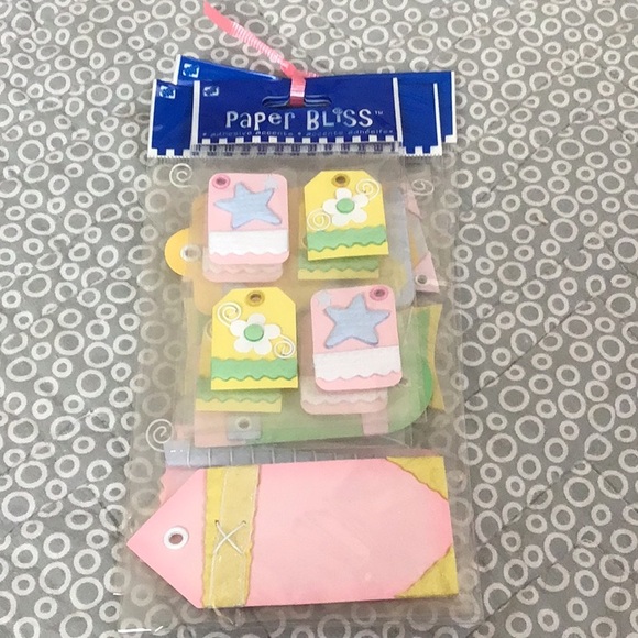 🏷New Paper Bliss Textured Tags Scrapbook Die Cut Bundle - Picture 6 of 6